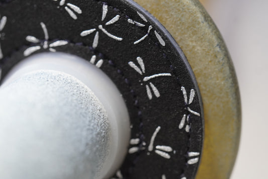 雪蜻蛉 Snow Dragonfly - Leather Tsuba Dome