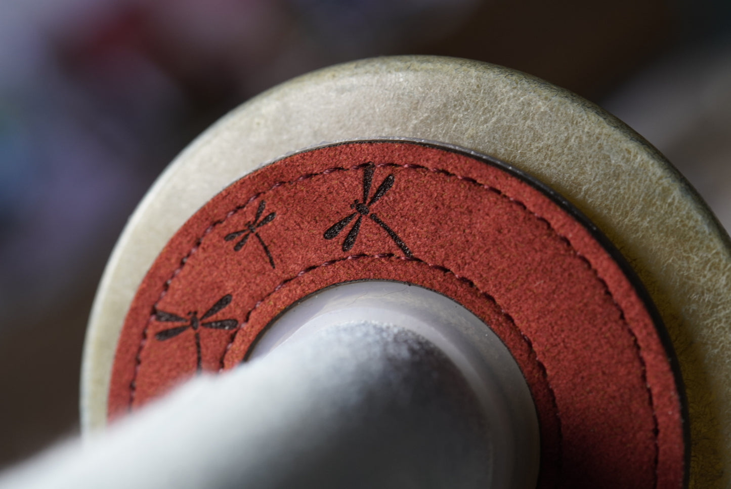 紅蜻 Red Dragonfly - Leather Tsuba Dome